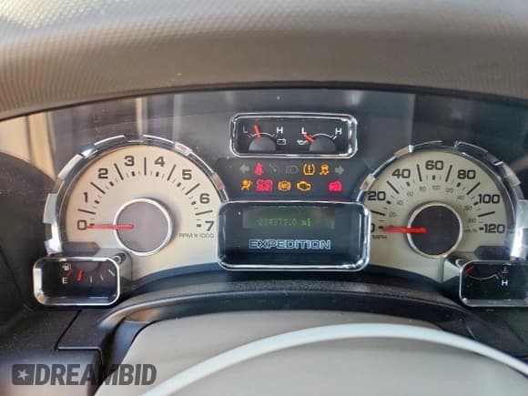 ✅ 2010 Ford Expedition SSV • VIN: 1FMJU1F58AEA43583 • Lot: 81470125. Listed on Copart with 234,371 mi. Free auction sales archive from the USA and detailed vehicle history report at DreamBid. Image 9.