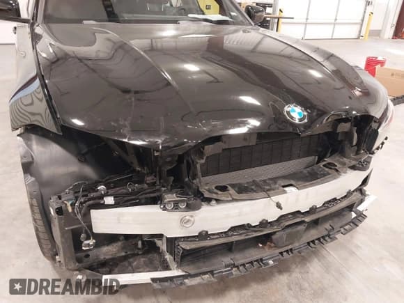 ✅ 2025 BMW 3 Series 330i xDrive • VIN: 3MW89CW03S8F07417 • Lot: 41645759. Wystawiony na IAAI z przebiegiem 1 345 mil. Bezpłatny archiwum sprzedaży aukcyjnych z USA i szczegółowy raport historii pojazdu na DreamBid. Zdjęcie 6.