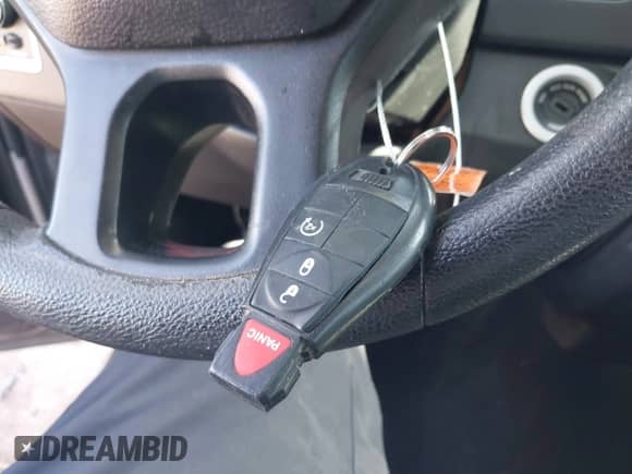 2019 Ram 1500 Big Horn z VIN 1C6RR6TT0KS712030, wystawiony jako IAAI lot #42488959 z przebiegiem 81 612 mil mil oraz . Historia ofert i sprzedaży dostępna na DreamBid. Obrazek 11.