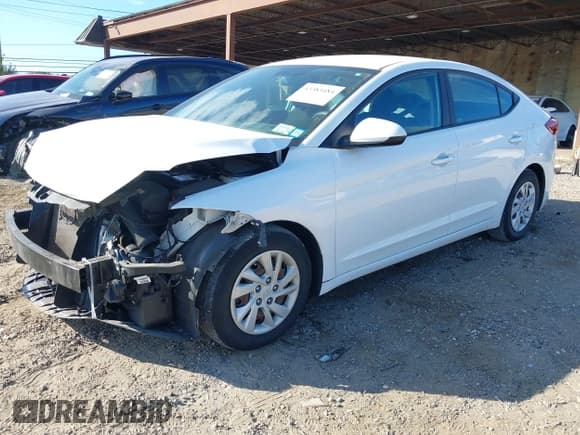 ✅ 2018 Hyundai Elantra SE • VIN: 5NPD74LF4JH290784 • Lot: 43383484. Listed on IAAI with 57,068 mi. Free auction sales archive from the USA and detailed vehicle history report at DreamBid. Image 18.