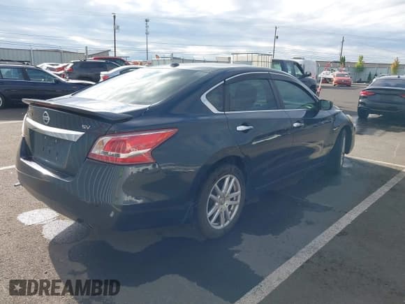 ✅ 2013 Nissan Altima SL • VIN: 1N4AL3AP5DN437032 • Lot: 43002331. Wystawiony na IAAI z przebiegiem 157 935 mil. Bezpłatny archiwum sprzedaży aukcyjnych z USA i szczegółowy raport historii pojazdu na DreamBid. Zdjęcie 4.