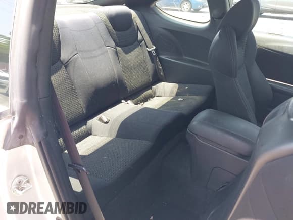 ✅ 2012 Hyundai Genesis Coupe 2.0T • VIN: KMHHT6KD0CU070569 • Лот: 42588532. Опубликован ранее на IAAI с пробегом 198 200 миль. Бесплатный доступ к архиву аукционных продаж из США и подробный отчёт об истории автомобиля на DreamBid. Изображение 8.