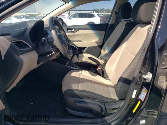 ✅ 2019 Hyundai Accent SEL • VIN: 3KPC24A30KE054044 • Лот: 87668525. Опубликован ранее на Copart с пробегом 82 034 миль. Бесплатный доступ к архиву аукционных продаж из США и подробный отчёт об истории автомобиля на DreamBid. Изображение 7.