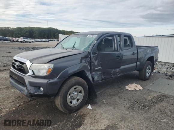 ✅ 2014 Toyota Tacoma • VIN: 3TMMU4FN8EM071919 • Lot: 86475815. Listed on Copart with 87,845 mi. Free auction sales archive from the USA and detailed vehicle history report at DreamBid. Image 1.