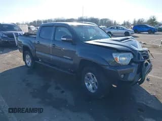 ✅ 2015 Toyota Tacoma • VIN: 3TMLU4EN5FM175671 • Lot: 41431744. Listed on IAAI with 109,189 mi. Free auction sales archive from the USA and detailed vehicle history report at DreamBid. Image 1.