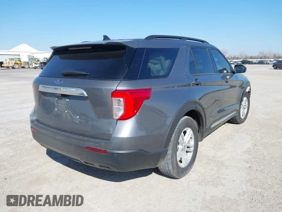 ✅ 2024 Ford Explorer XLT • VIN: 1FMSK7DH5RGA08977 • Lot: 41387663. Wystawiony na IAAI z przebiegiem 14 205 mil. Bezpłatny archiwum sprzedaży aukcyjnych z USA i szczegółowy raport historii pojazdu na DreamBid. Zdjęcie 4.