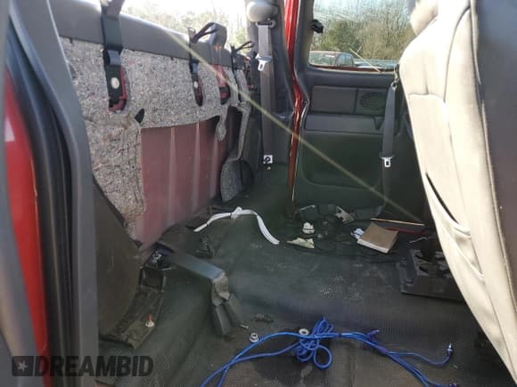 ✅ 2007 Chevrolet Silverado 2500HD Work Truck • VIN: 1GCHK29U57E198120 • Lot: 87478464. Wystawiony na Copart z przebiegiem 173 666 mil. Bezpłatny archiwum sprzedaży aukcyjnych z USA i szczegółowy raport historii pojazdu na DreamBid. Zdjęcie 10.