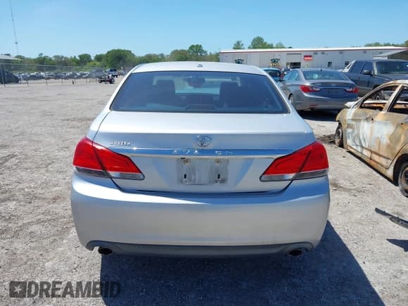 ✅ 2012 Toyota Avalon • VIN: 4T1BK3DB7CU446235 • Лот: 41957507. Опубликован ранее на IAAI с пробегом 111 094 миль. Бесплатный доступ к архиву аукционных продаж из США и подробный отчёт об истории автомобиля на DreamBid. Изображение 16.