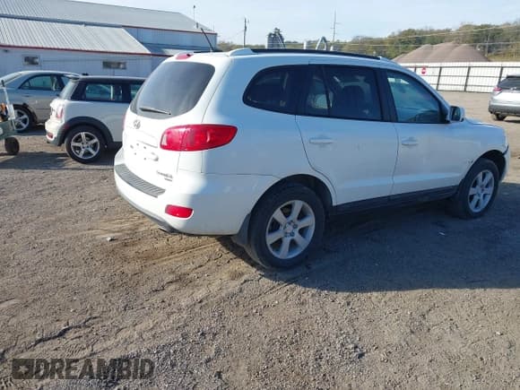 ✅ 2008 Hyundai Santa Fe SE • VIN: 5NMSH73E68H137683 • Lot: 43527704. Wystawiony na IAAI z przebiegiem 178 135 mil. Bezpłatny archiwum sprzedaży aukcyjnych z USA i szczegółowy raport historii pojazdu na DreamBid. Zdjęcie 4.