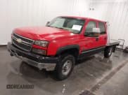 ✅ 2005 Chevrolet Silverado 2500HD LS • VIN: 1GCHK23235F812421 • Lot: 42096187. Wystawiony na IAAI z przebiegiem 328 958 mil. Bezpłatny archiwum sprzedaży aukcyjnych z USA i szczegółowy raport historii pojazdu na DreamBid. Zdjęcie 2.