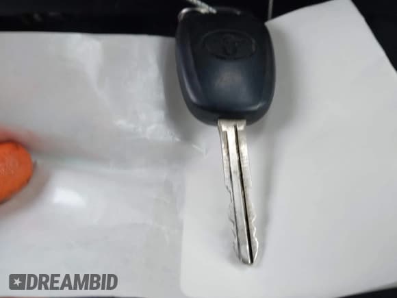 ✅ 2018 Toyota RAV4 XLE • VIN: JTMRFREV5JJ241482 • Лот: 43486718. Опубликован ранее на IAAI с пробегом 34 423 миль. Бесплатный доступ к архиву аукционных продаж из США и подробный отчёт об истории автомобиля на DreamBid. Изображение 11.