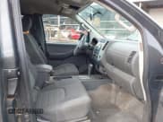 ✅ 2013 Nissan Frontier S • VIN: 1N6BD0CT4DN736013 • Lot: 42033275. Wystawiony na IAAI z przebiegiem 131 845 mil. Bezpłatny archiwum sprzedaży aukcyjnych z USA i szczegółowy raport historii pojazdu na DreamBid. Zdjęcie 5.