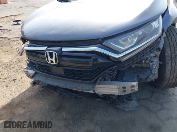 ✅ 2020 Honda CR-V LX • VIN: 7FARW1H23LE001347 • Лот: 42585044. Опубликован ранее на IAAI с пробегом 140 538 миль. Бесплатный доступ к архиву аукционных продаж из США и подробный отчёт об истории автомобиля на DreamBid. Изображение 17.