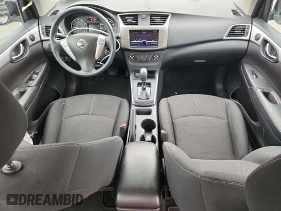 2017 Nissan Sentra SR с VIN 3N1AB7AP8HY395049, выставлен на аукционе Copart как лот 81146735 с пробегом 32 875 миль миль и Списание • Salvage title. История ставок и продаж доступна на DreamBid. Изображение 8.