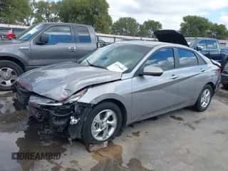 2023 Hyundai Elantra SE с VIN KMHLL4AG9PU634834, выставлен на аукционе IAAI как лот 43276400 с пробегом 164 598 миль миль и . История ставок и продаж доступна на DreamBid. Изображение 2.