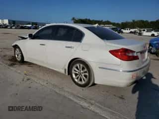 2012 Hyundai Genesis 3.8L z VIN KMHGC4DD5CU157722, wystawiony jako Copart lot #71877334 z przebiegiem 174 951 mil mil oraz Szkoda całkowita • Salvage title. Historia ofert i sprzedaży dostępna na DreamBid. Obrazek 2.