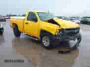 2008 Chevrolet Silverado 1500 Work Truck z VIN 1GCEC14X28Z124434, wystawiony jako IAAI lot #42358368 z przebiegiem 261 241 mil mil oraz . Historia ofert i sprzedaży dostępna na DreamBid. Obrazek 1.