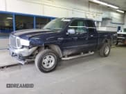 ✅ 2002 Ford F-250 XL • VIN: 1FTNX21S02EB16298 • Lot: 46616645. Listed on Copart with 209,365 mi. Free auction sales archive from the USA and detailed vehicle history report at DreamBid. Image 1.