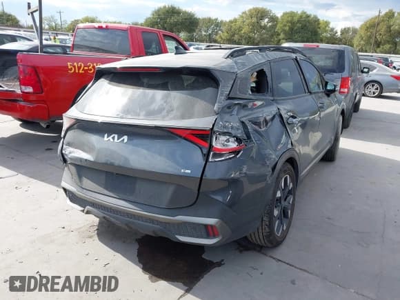 ✅ 2023 Kia Sportage X-Line • VIN: 5XYK6CAF1PG033864 • Lot: 43388537. Wystawiony na IAAI z przebiegiem 53 961 mil. Bezpłatny archiwum sprzedaży aukcyjnych z USA i szczegółowy raport historii pojazdu na DreamBid. Zdjęcie 4.