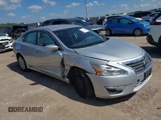 ✅ 2014 Nissan Altima 2.5 • VIN: 1N4AL3AP0EN341696 • Lot: 43310106. Wystawiony na IAAI z przebiegiem 159 555 mil. Bezpłatny archiwum sprzedaży aukcyjnych z USA i szczegółowy raport historii pojazdu na DreamBid. Zdjęcie 1.