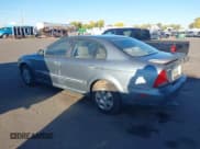 ✅ 2005 Suzuki Verona • VIN: KL5VJ56L05B167980 • Lot: 43501672. Wystawiony na IAAI z przebiegiem 79 524 mil. Bezpłatny archiwum sprzedaży aukcyjnych z USA i szczegółowy raport historii pojazdu na DreamBid. Zdjęcie 3.