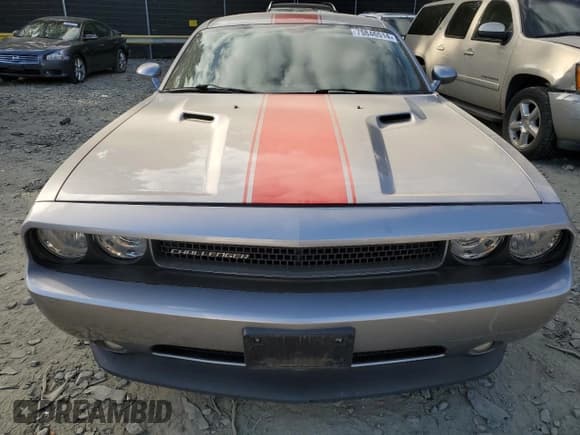 ✅ 2014 Dodge Challenger SXT • VIN: 2C3CDYAG3EH142443 • Lot: 75846514. Wystawiony na Copart z przebiegiem 94 377 mil. Bezpłatny archiwum sprzedaży aukcyjnych z USA i szczegółowy raport historii pojazdu na DreamBid. Zdjęcie 5.