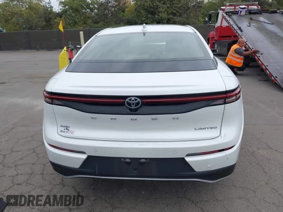 ✅ 2023 Toyota Crown Limited • VIN: JTDAAAAF9P3012473 • Lot: 43412592. Listed on IAAI with 22,536 mi. Free auction sales archive from the USA and detailed vehicle history report at DreamBid. Image 16.