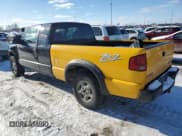 ✅ 2002 Chevrolet S-10 LS • VIN: 1GCDT19WX28158890 • Лот: 45664955. Опубликован ранее на Copart с пробегом 133 634 миль. Бесплатный доступ к архиву аукционных продаж из США и подробный отчёт об истории автомобиля на DreamBid. Изображение 2.