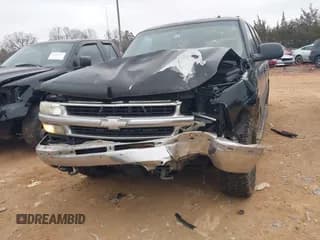 ✅ 2002 Chevrolet Suburban LS • VIN: 3GNEC16Z42G281945 • Лот: 41419037. Опубликован ранее на IAAI с пробегом 203 928 миль. Бесплатный доступ к архиву аукционных продаж из США и подробный отчёт об истории автомобиля на DreamBid. Изображение 6.