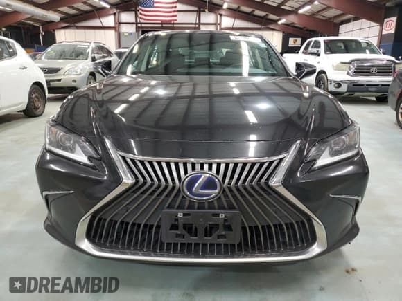 ✅ 2021 Lexus ES 300h • VIN: 58ADA1C11MU012816 • Lot: 92786685. Wystawiony na Copart z przebiegiem 195 359 mil. Bezpłatny archiwum sprzedaży aukcyjnych z USA i szczegółowy raport historii pojazdu na DreamBid. Zdjęcie 5.