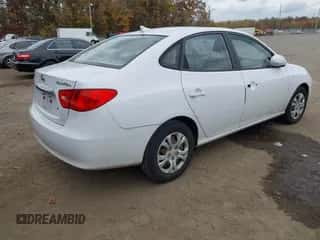 2010 Hyundai Elantra GLS z VIN KMHDU4AD3AU079605, wystawiony jako IAAI lot #43569819 z przebiegiem 265 337 mil mil oraz . Historia ofert i sprzedaży dostępna na DreamBid. Obrazek 4.