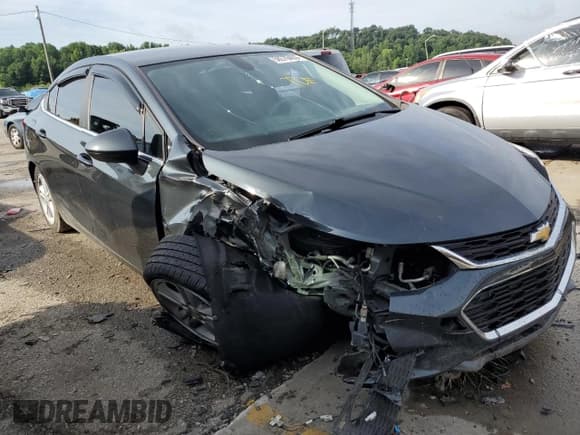 ✅ 2018 Chevrolet Cruze LT • VIN: 1G1BE5SM3J7210651 • Lot: 58579493. Listed on Copart with 111,738 mi. Free auction sales archive from the USA and detailed vehicle history report at DreamBid. Image 4.