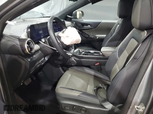 ✅ 2025 Chevrolet Equinox FWD LT • VIN: 3GNAXHEG4SL203734 • Lot: 92078325. Listed on Copart with 14,696 mi. Free auction sales archive from the USA and detailed vehicle history report at DreamBid. Image 7.