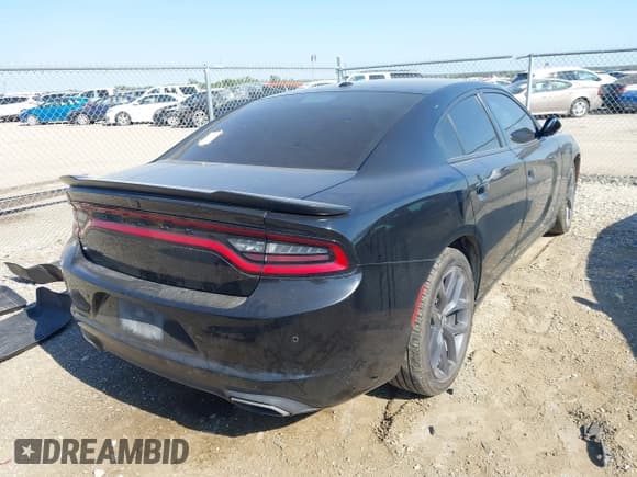 ✅ 2020 Dodge Charger SXT • VIN: 2C3CDXBG7LH117213 • Лот: 43144804. Опубликован ранее на IAAI с пробегом 132 000 миль. Бесплатный доступ к архиву аукционных продаж из США и подробный отчёт об истории автомобиля на DreamBid. Изображение 4.