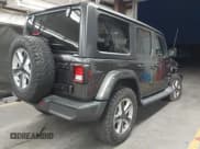 ✅ 2019 Jeep Wrangler Unlimited Sahara • VIN: 1C4HJXEN8KW588369 • Lot: 42581061. Wystawiony na IAAI z przebiegiem 90 710 mil. Bezpłatny archiwum sprzedaży aukcyjnych z USA i szczegółowy raport historii pojazdu na DreamBid. Zdjęcie 4.