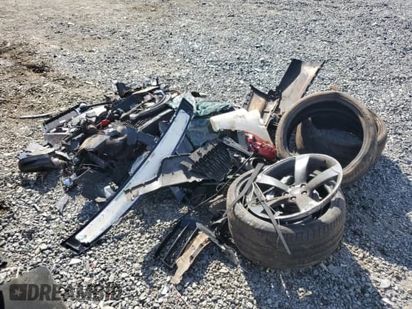 ✅ 2014 Audi RS 5 • VIN: WUAC6AFR5EA900176 • Lot: 72958994. Listed on Copart with 71,772 mi. Free auction sales archive from the USA and detailed vehicle history report at DreamBid. Image 14.