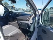 ✅ 2019 Ford Transit • VIN: 1FTYE1ZM7KKA43726 • Lot: 43512410. Wystawiony na IAAI z przebiegiem 202 236 mil. Bezpłatny archiwum sprzedaży aukcyjnych z USA i szczegółowy raport historii pojazdu na DreamBid. Zdjęcie 5.