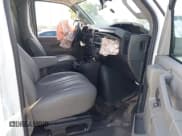 ✅ 2025 Chevrolet Express Cargo • VIN: 1GCWGAFP1S1134612 • Lot: 42799018. Wystawiony na IAAI z przebiegiem Nie podano. Bezpłatny archiwum sprzedaży aukcyjnych z USA i szczegółowy raport historii pojazdu na DreamBid. Zdjęcie 5.