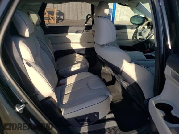 2023 Hyundai Palisade Calligraphy с VIN KM8R7DGE2PU508030, выставлен на аукционе Copart как лот 74063484 с пробегом 37 292 миль миль и Списание • Salvage title. История ставок и продаж доступна на DreamBid. Изображение 11.