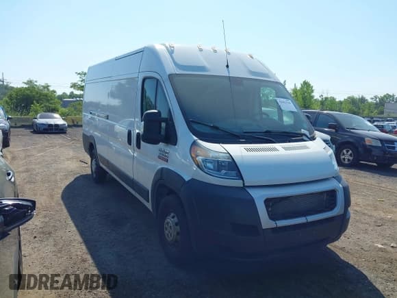 ✅ 2020 Ram ProMaster Cargo • VIN: 3C6URVJG9LE114730 • Lot: 42562769. Listed on IAAI with 343,727 mi. Free auction sales archive from the USA and detailed vehicle history report at DreamBid. Image 1.