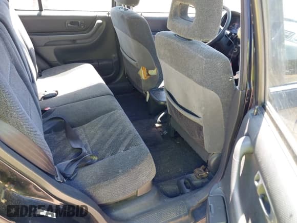 ✅ 1999 Honda CR-V LX • VIN: JHLRD1846XC016367 • Lot: 43169475. Listed on IAAI with 263,053 mi. Free auction sales archive from the USA and detailed vehicle history report at DreamBid. Image 8.