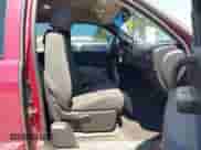 2007 Chevrolet Silverado 2500HD LTZ z VIN 1GCHK29687E542220, wystawiony jako IAAI lot #42809649 z przebiegiem 138 551 mil mil oraz . Historia ofert i sprzedaży dostępna na DreamBid. Obrazek 5.