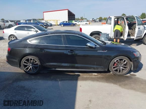 ✅ 2018 Audi S5 Sportback Prestige • VIN: WAUC4CF59JA034761 • Lot: 43444805. Listed on IAAI with 170,121 mi. Free auction sales archive from the USA and detailed vehicle history report at DreamBid. Image 13.
