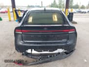 ✅ 2025 Toyota Prius LE • VIN: JTDADABU7S3030810 • Lot: 43749360. Wystawiony na IAAI z przebiegiem 4 285 mil. Bezpłatny archiwum sprzedaży aukcyjnych z USA i szczegółowy raport historii pojazdu na DreamBid. Zdjęcie 16.