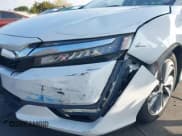 ✅ 2019 Honda Clarity • VIN: JHMZC5F16KC001861 • Lot: 43519638. Wystawiony na IAAI z przebiegiem 62 827 mil. Bezpłatny archiwum sprzedaży aukcyjnych z USA i szczegółowy raport historii pojazdu na DreamBid. Zdjęcie 6.