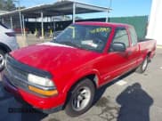 ✅ 2003 Chevrolet S-10 LS • VIN: 1GCCS19X938215203 • Лот: 41275957. Опубликован ранее на IAAI с пробегом 105 763 миль. Бесплатный доступ к архиву аукционных продаж из США и подробный отчёт об истории автомобиля на DreamBid. Изображение 2.