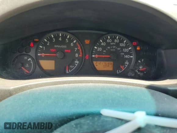 ✅ 2011 Nissan Frontier SV • VIN: 1N6AD0CWXBC442937 • Lot: 61767125. Listed on Copart with 212,176 mi. Free auction sales archive from the USA and detailed vehicle history report at DreamBid. Image 9.