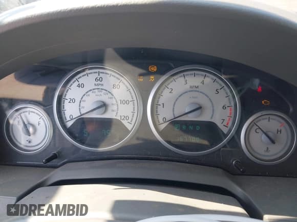 ✅ 2010 Chrysler Town & Country LX • VIN: 2A4RR2D1XAR454463 • Lot: 42747766. Wystawiony na IAAI z przebiegiem 167 700 mil. Bezpłatny archiwum sprzedaży aukcyjnych z USA i szczegółowy raport historii pojazdu na DreamBid. Zdjęcie 7.