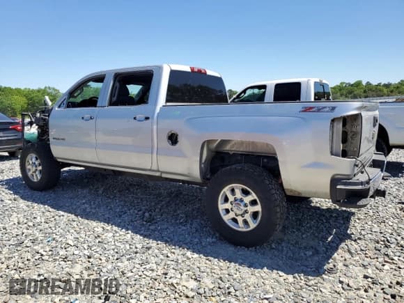 ✅ 2015 Chevrolet Silverado 2500HD LT • VIN: 1GC1KVEG5FF113286 • Lot: 49651474. Wystawiony na Copart z przebiegiem 174 076 mil. Bezpłatny archiwum sprzedaży aukcyjnych z USA i szczegółowy raport historii pojazdu na DreamBid. Zdjęcie 2.