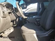 ✅ 2020 Chevrolet Silverado 1500 Custom • VIN: 3GCPWBEK3LG203919 • Lot: 82599004. Wystawiony na Copart z przebiegiem 67 250 mil. Bezpłatny archiwum sprzedaży aukcyjnych z USA i szczegółowy raport historii pojazdu na DreamBid. Zdjęcie 7.